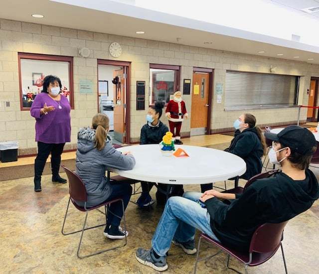 Saginaw County Youth Ambassadors Volunteer at East Side Soup Kitchen